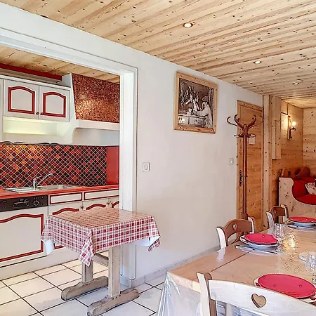 A - 6 Pers, 3 Ch, Terrasse, Animaux Admis - Fr-1-818-49 *
